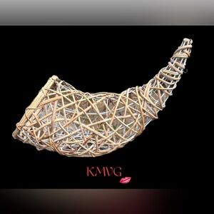 Vintage Cornucopia Basket Horn of Plenty 18” Fall Thanksgiving Centerpiece